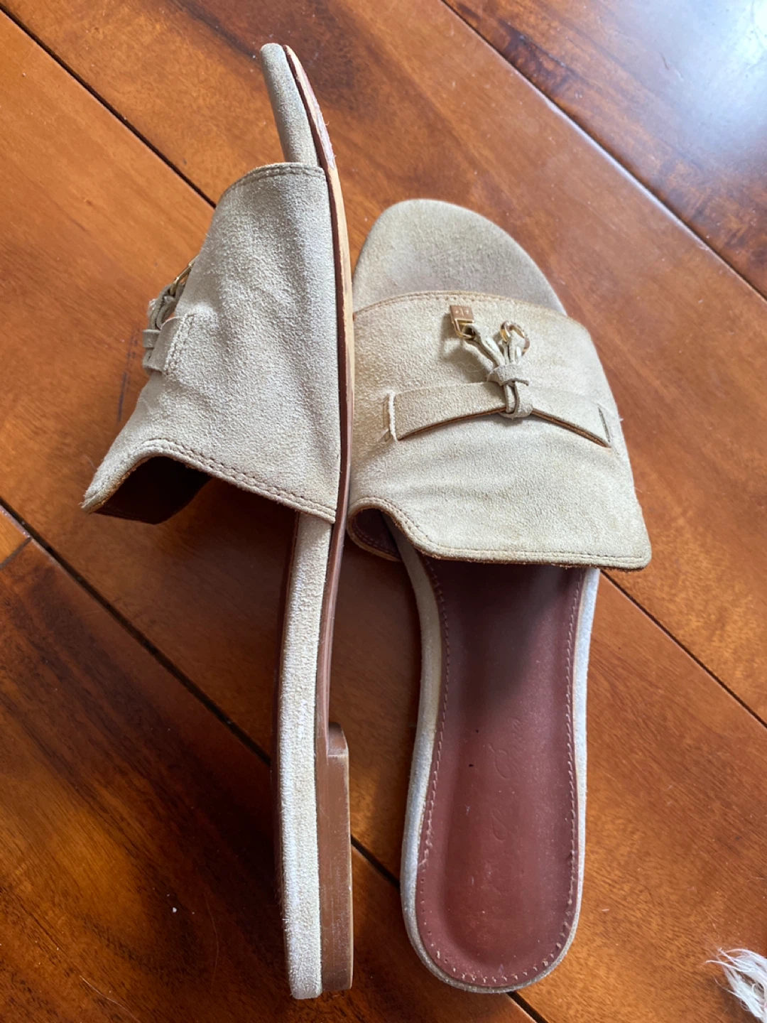 Pre Loved Loro Piana Summer Charms Sandal - photo 2