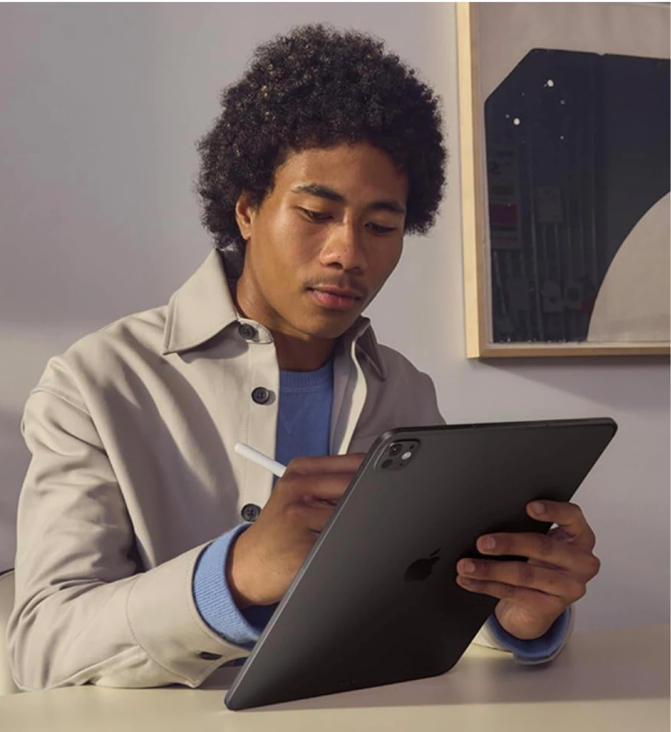 Apple iPad Pro 13- inch (M5) - photo 2