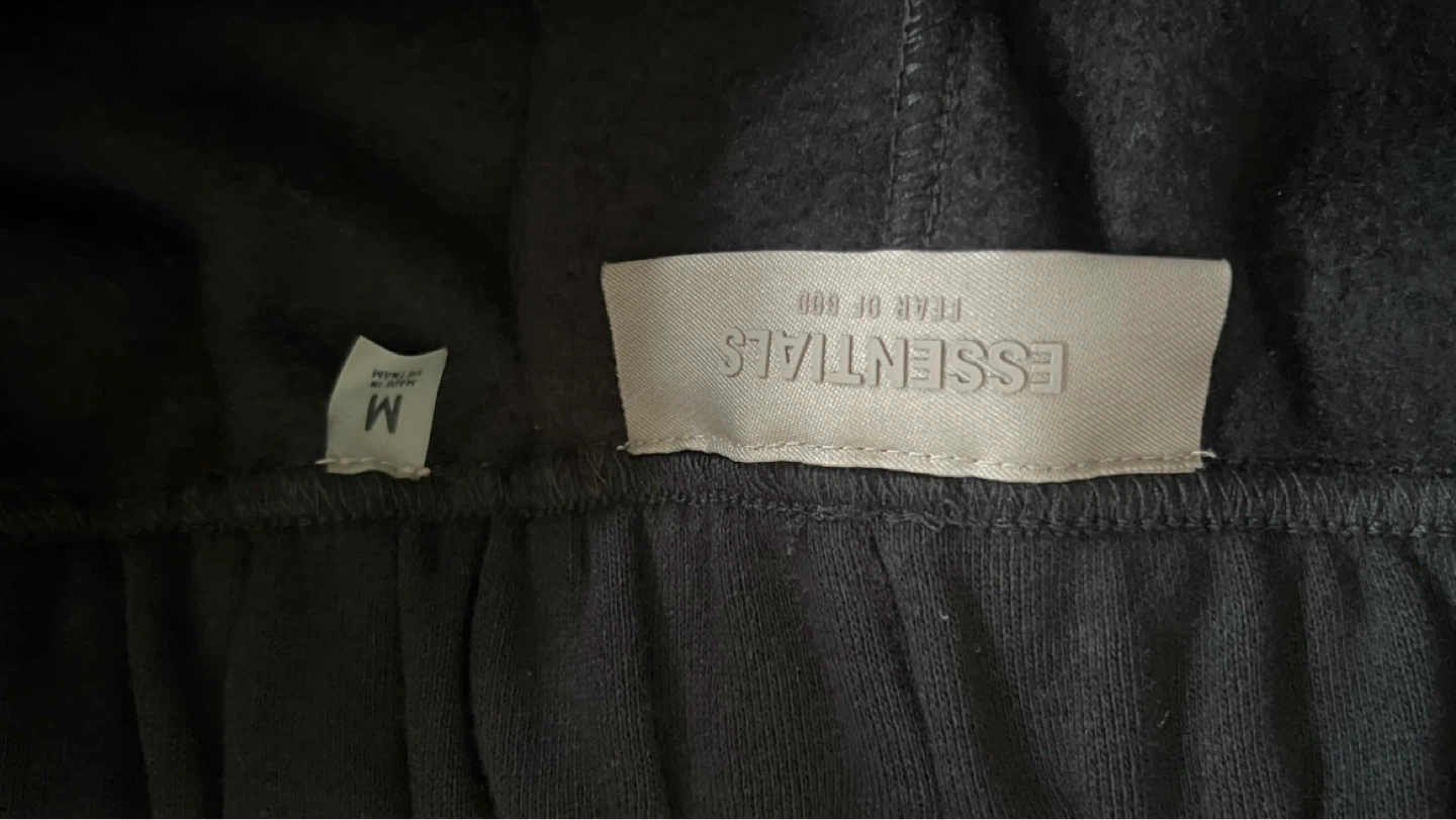 Fear of God Essentials Black Sweatshorts - photo 4