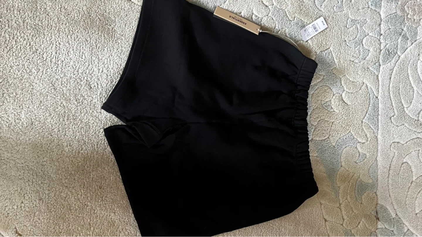 Fear of God Essentials Black Sweatshorts - photo 3