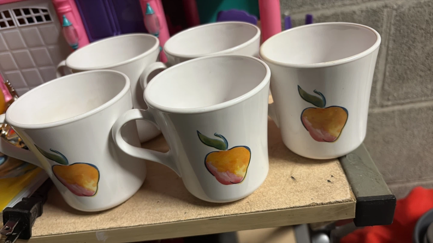 Set of 5 Apple Mugs - photo 2
