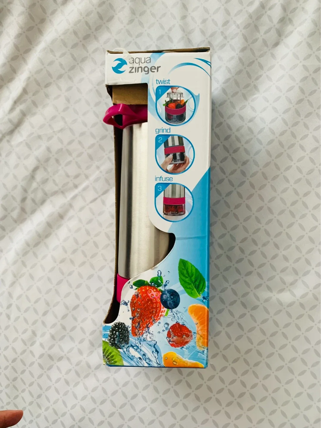 Aqua Zinger Water Infuser Bottle - photo 2