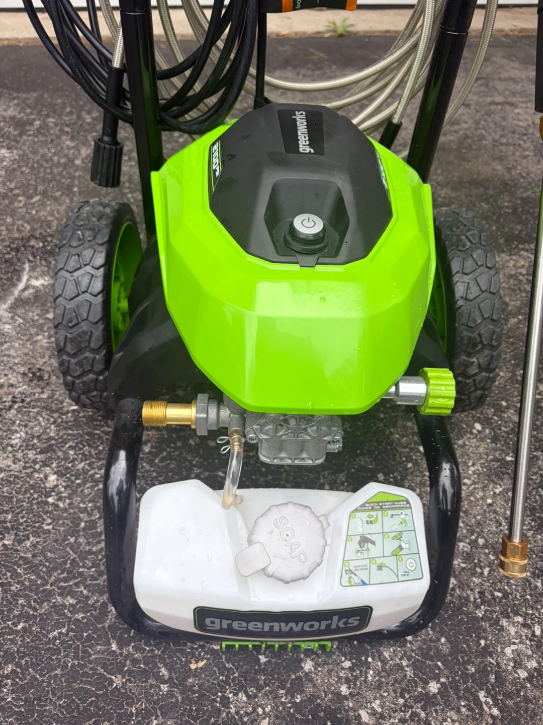 GREENWORKS 2100 PSI PRESSURE WASHER - photo 2