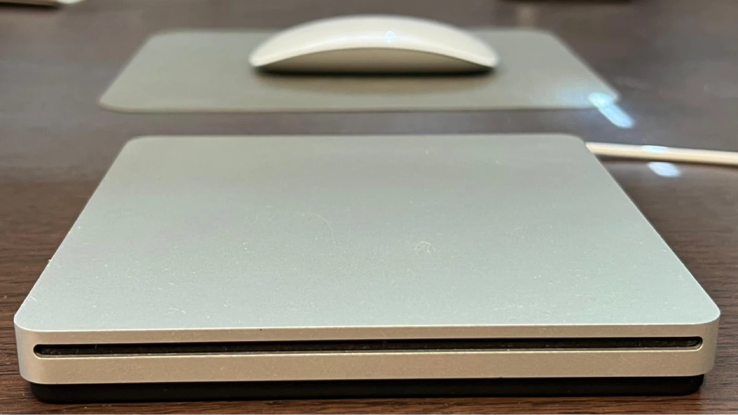 Apple MD564LL/A USB SuperDrive model A1379 - photo 3