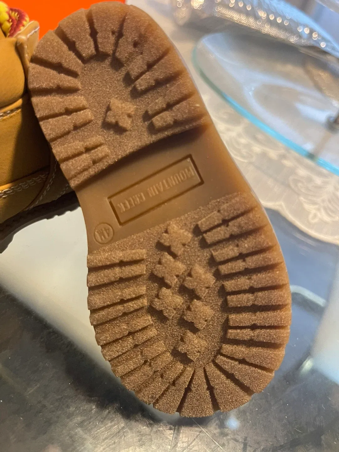 Mountain Creek Toddler Boots Size 4 - photo 2