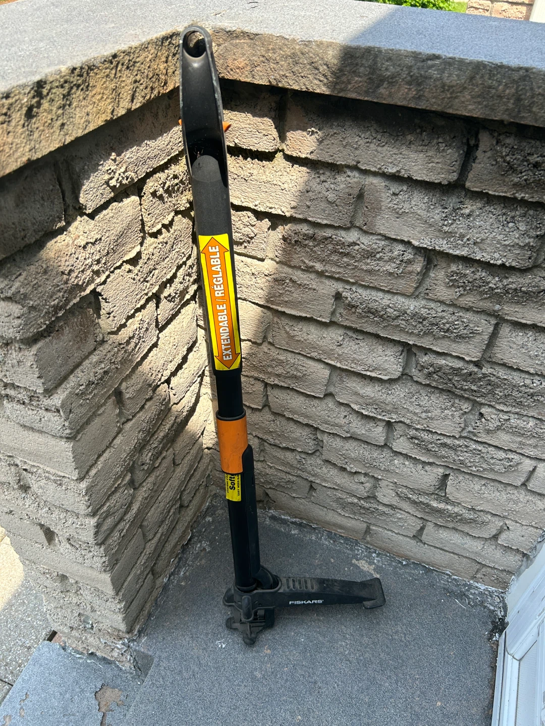Fiskars Extendable Snow Shovel