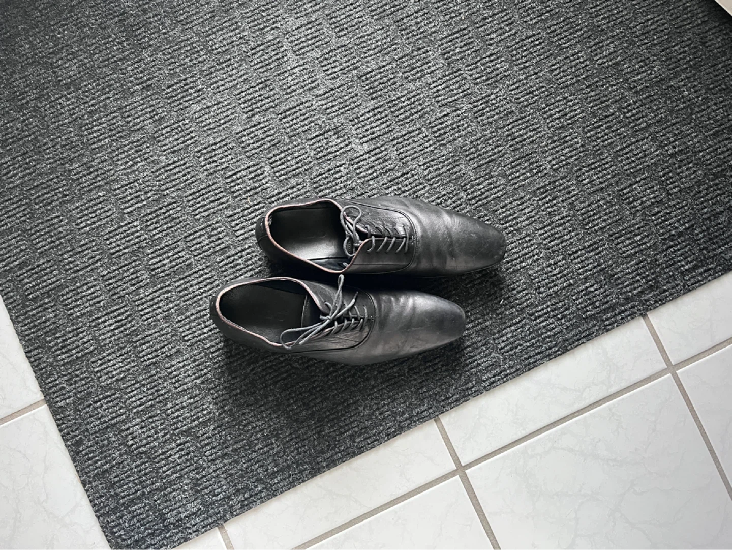 Men's Black Leather Dress Shoes