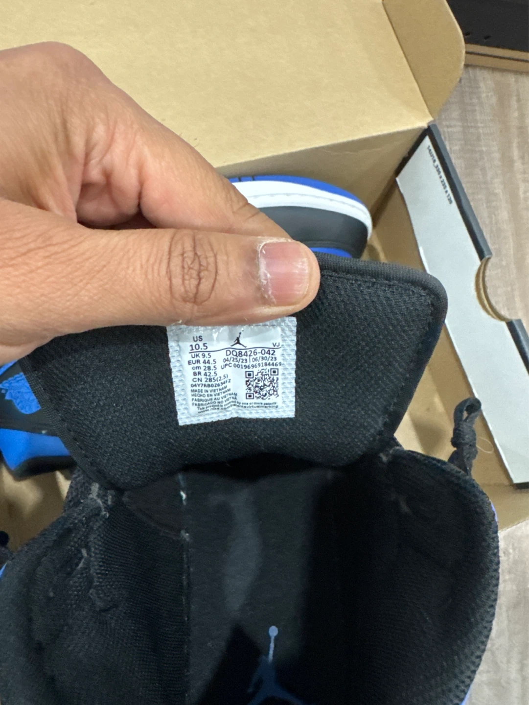Air Jordan 1 Mid 'Royal Blue' Sneakers - photo 2
