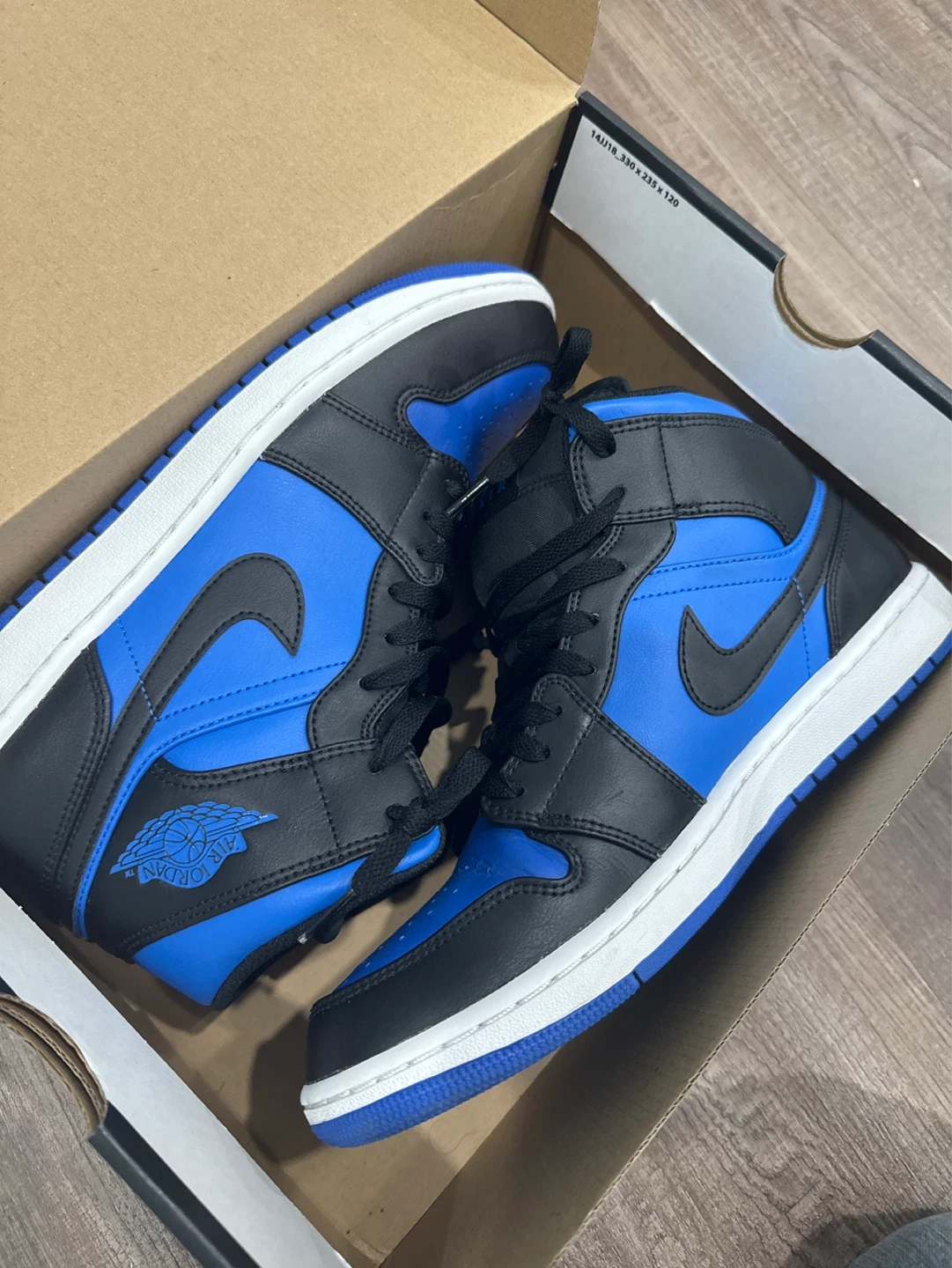 Air Jordan 1 Mid 'Royal Blue' Sneakers