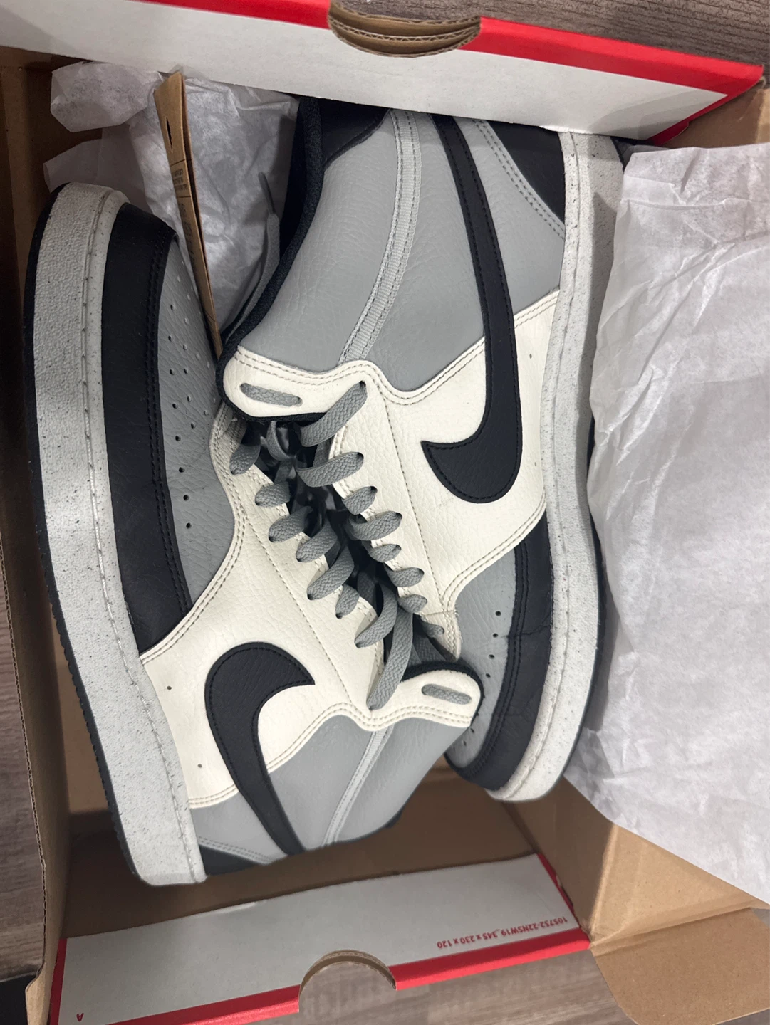 Nike Court Vision Mid NN Sneakers