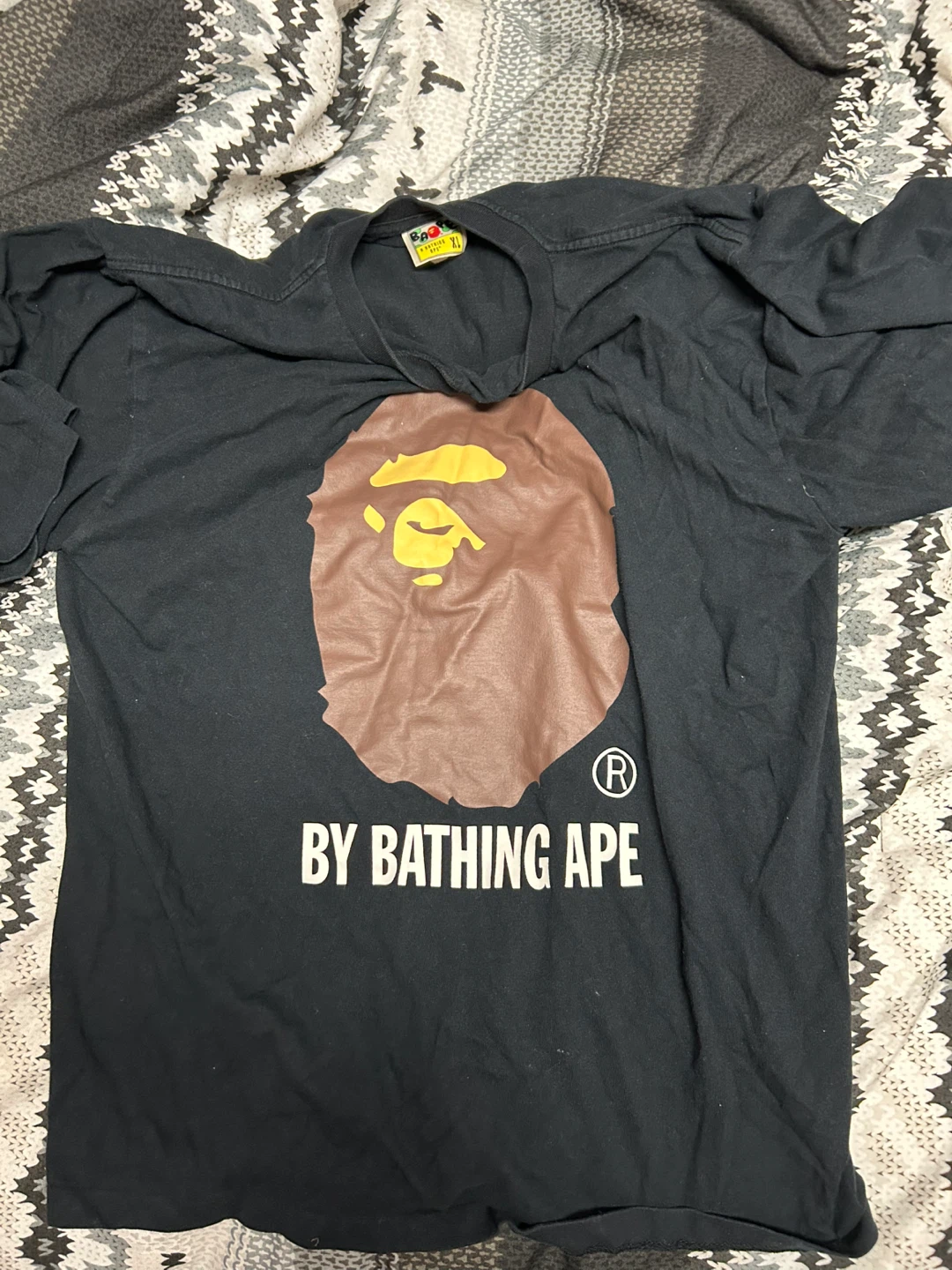 Bape tee size XL - need gone