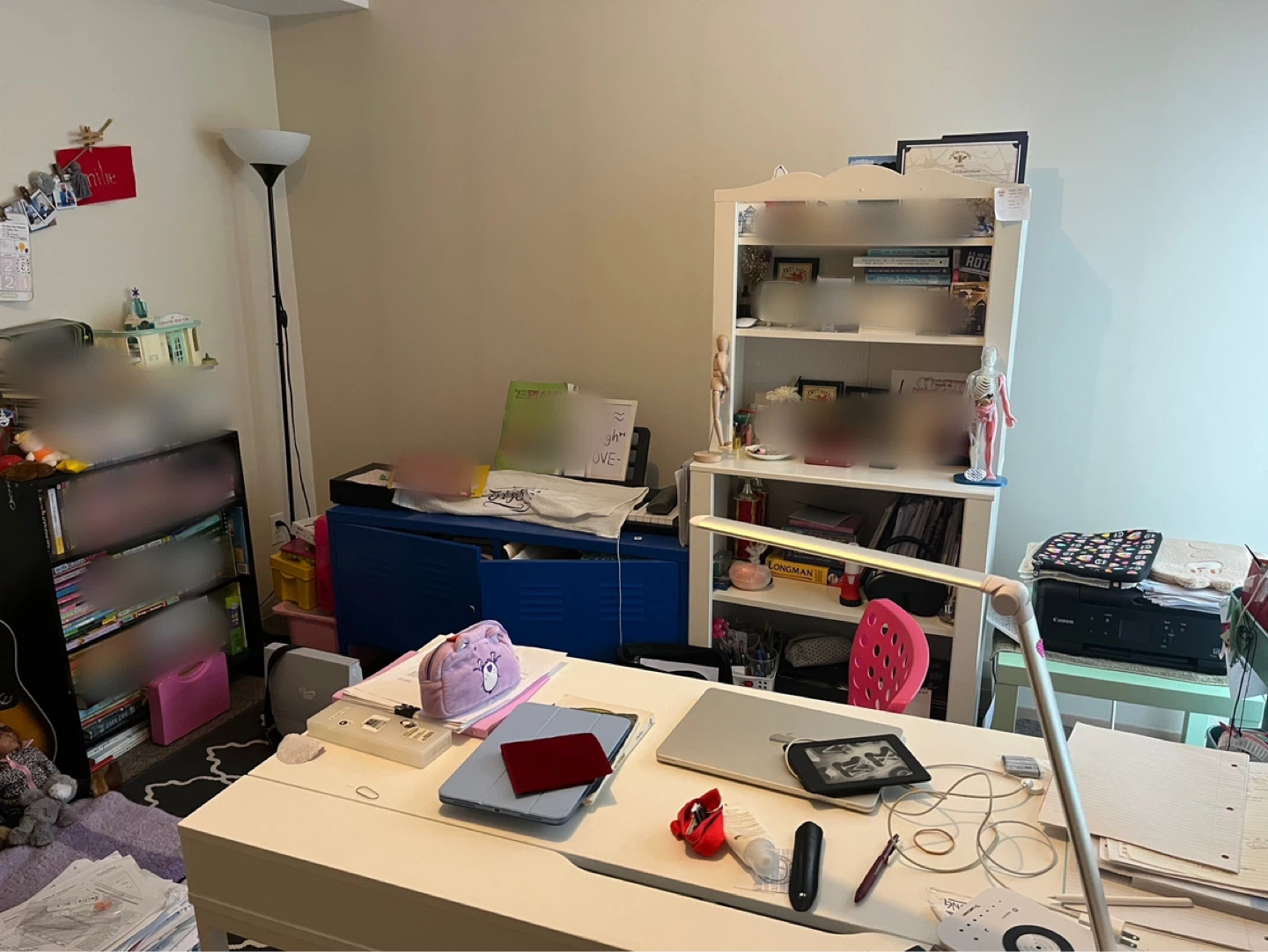 Free Free Free - Room Clear out