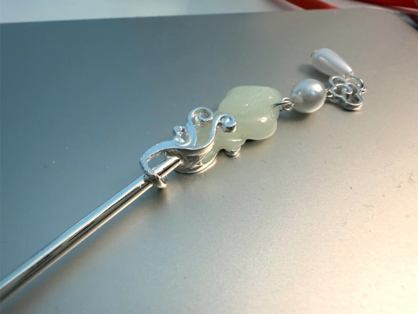 Jade and Pearl Hair Pin - photo 2