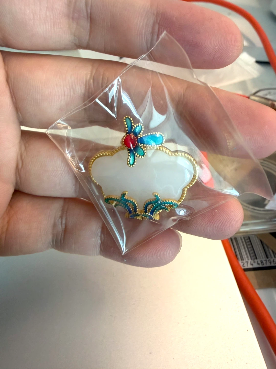 Decorative Pendant with Chain - photo 4