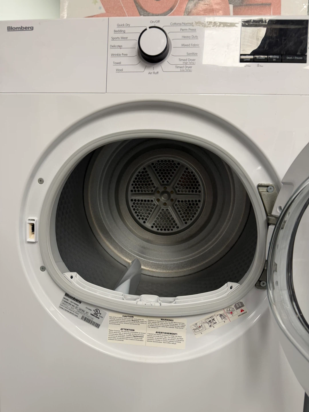 Blomberg Electric Washer & Dryer - photo 5
