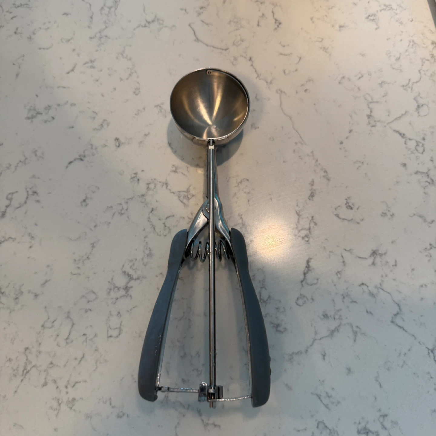 Stainless Steel Ice Cream Scoop with Grey Handle