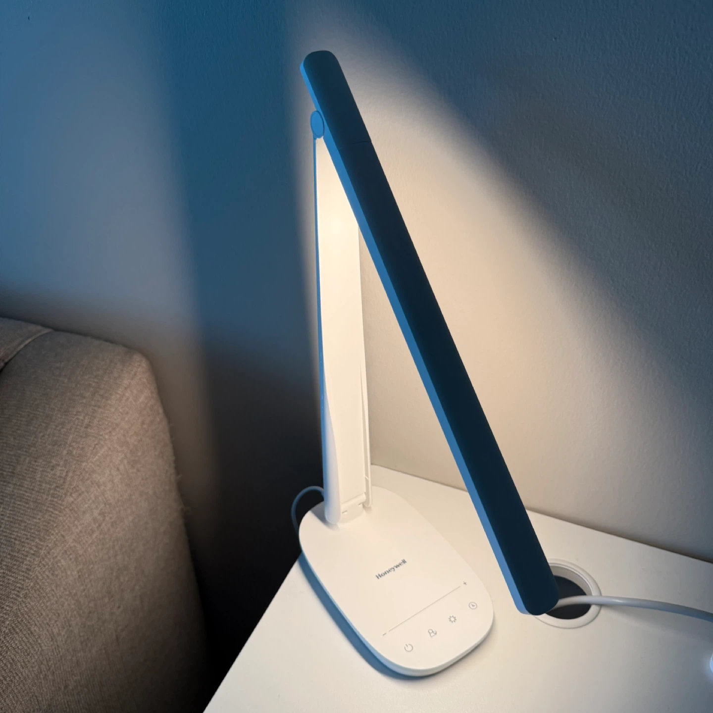 Honeywell LED Desk Lamp