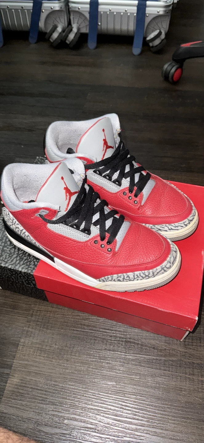 Air Jordan 3 Retro SE