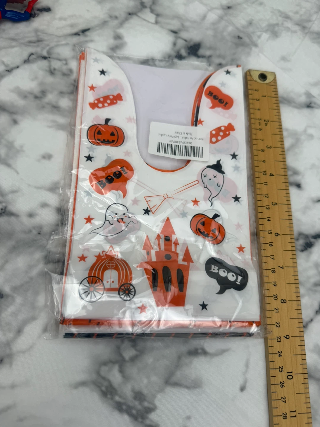 Halloween Themed Treat Bags & Light up Rings - photo 3