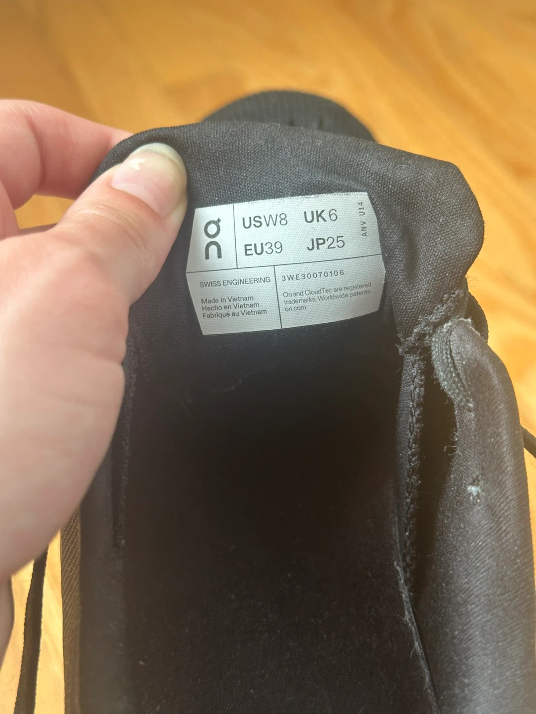 ON Cloud Running Shoes Black-Size 8 - photo 4