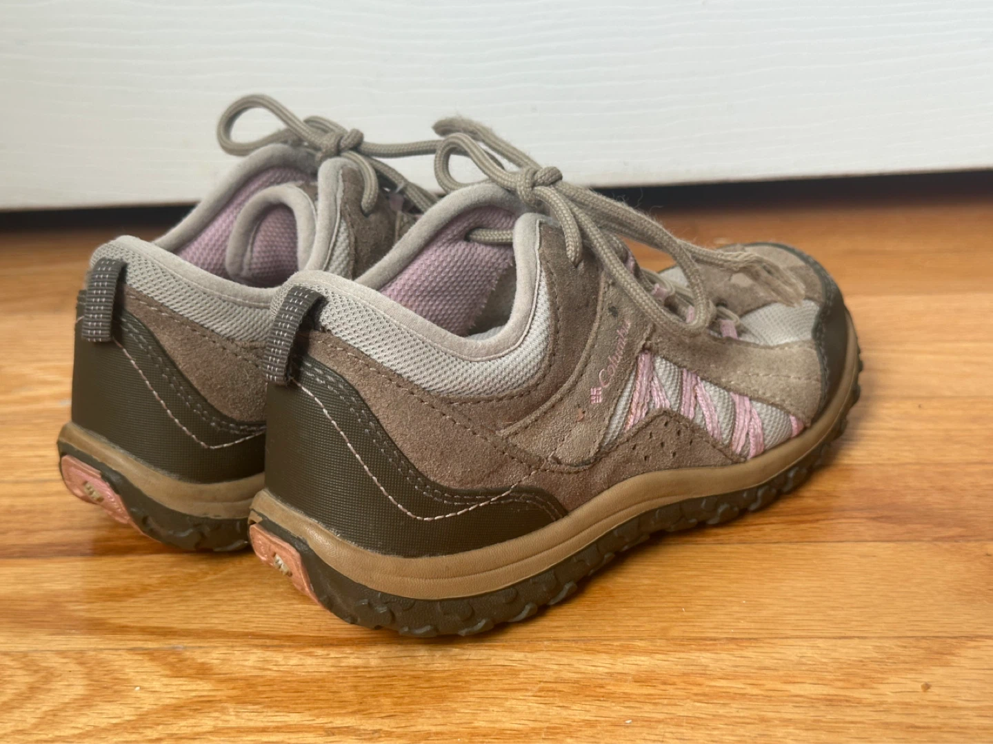 Columbia Magneto Hiking Shoes-Youth Size 1 - photo 2