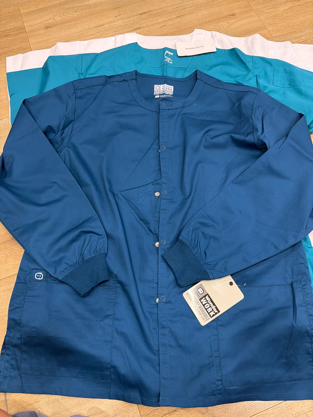 New with tags MOBB/Wonder Work Snap Front Scrub Jacket - Blue - photo 5