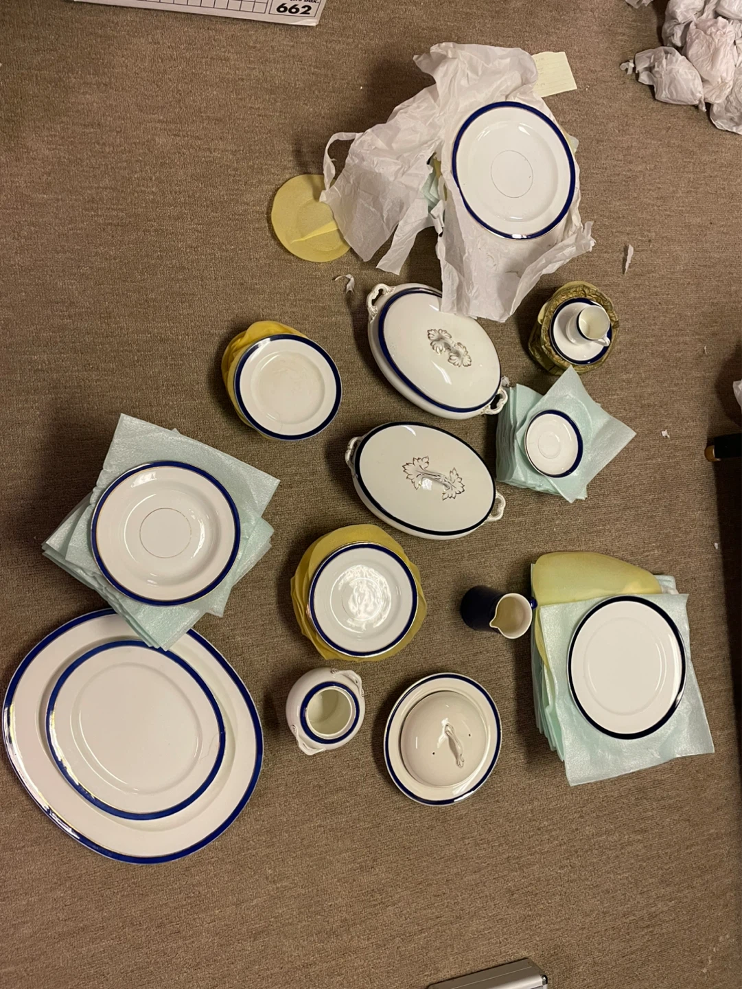 Mixed fine china