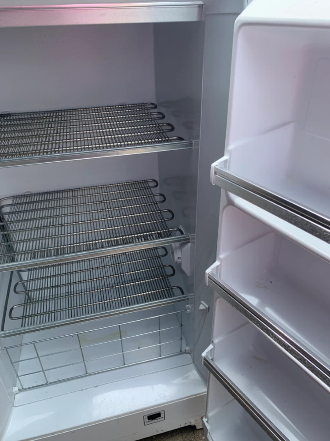 Kenmore 12 Upright Freezer - photo 2