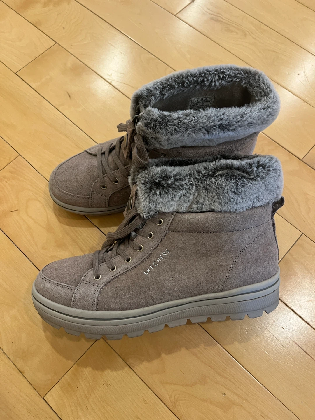 Skechers Women’s Winter Boots - photo 2
