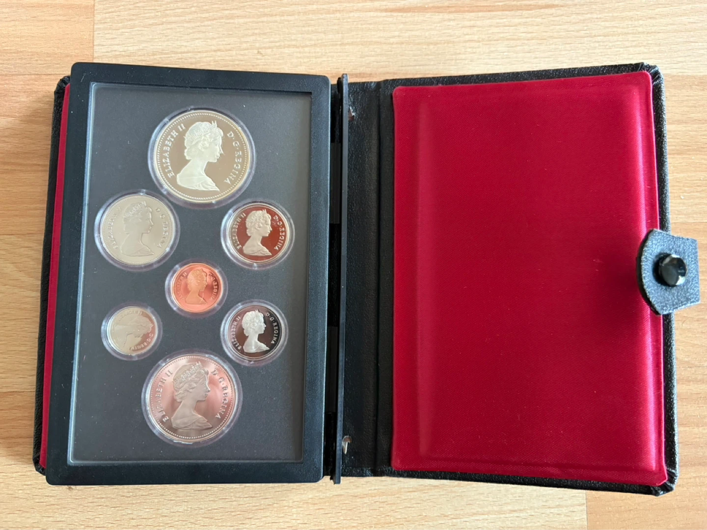 Canada Double Dollar 1983 Proof Set w/ Silver Dollar - photo 4