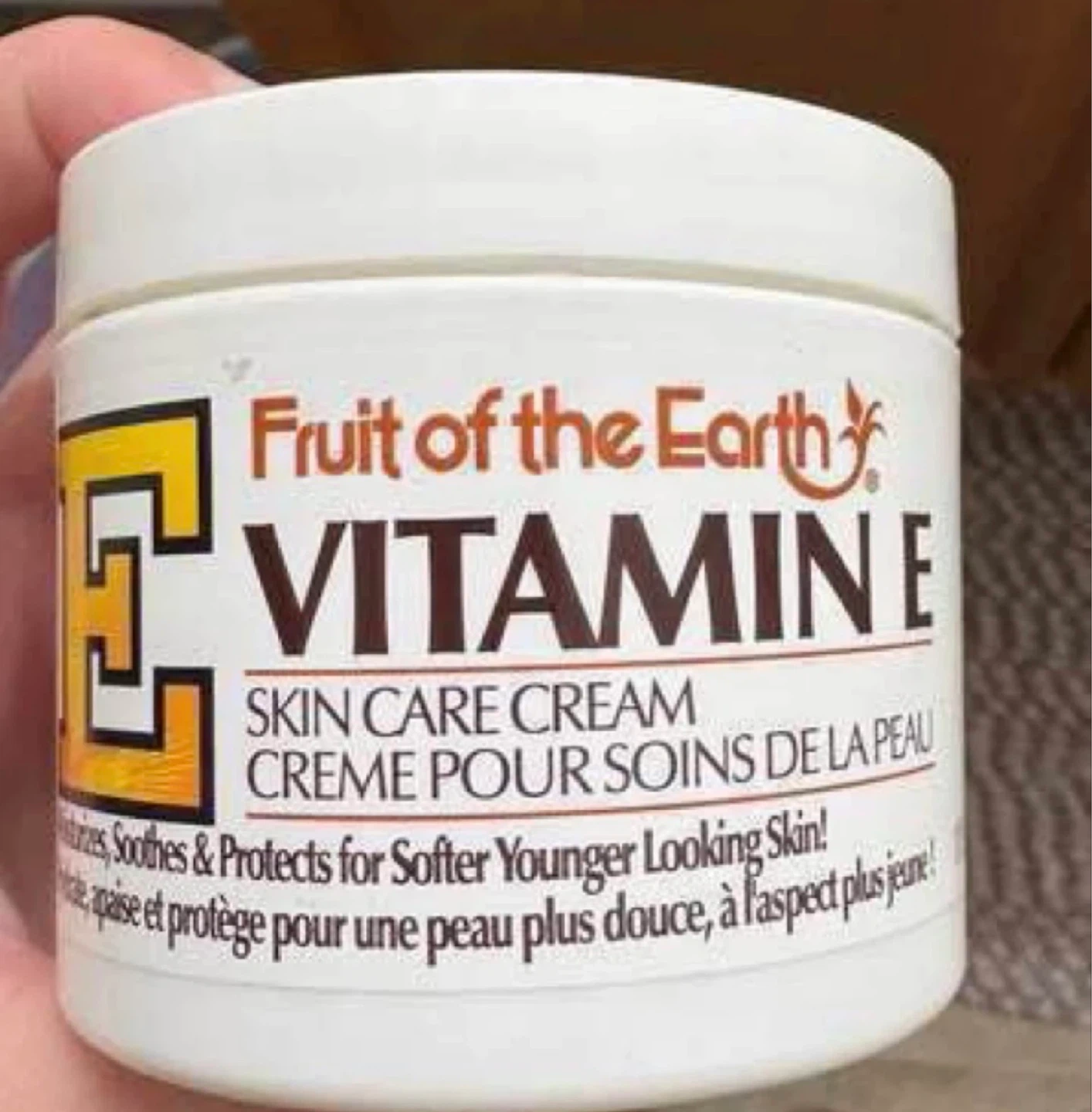 Vitamin E skin care cream (New) (Never used) (113g) (FREE)