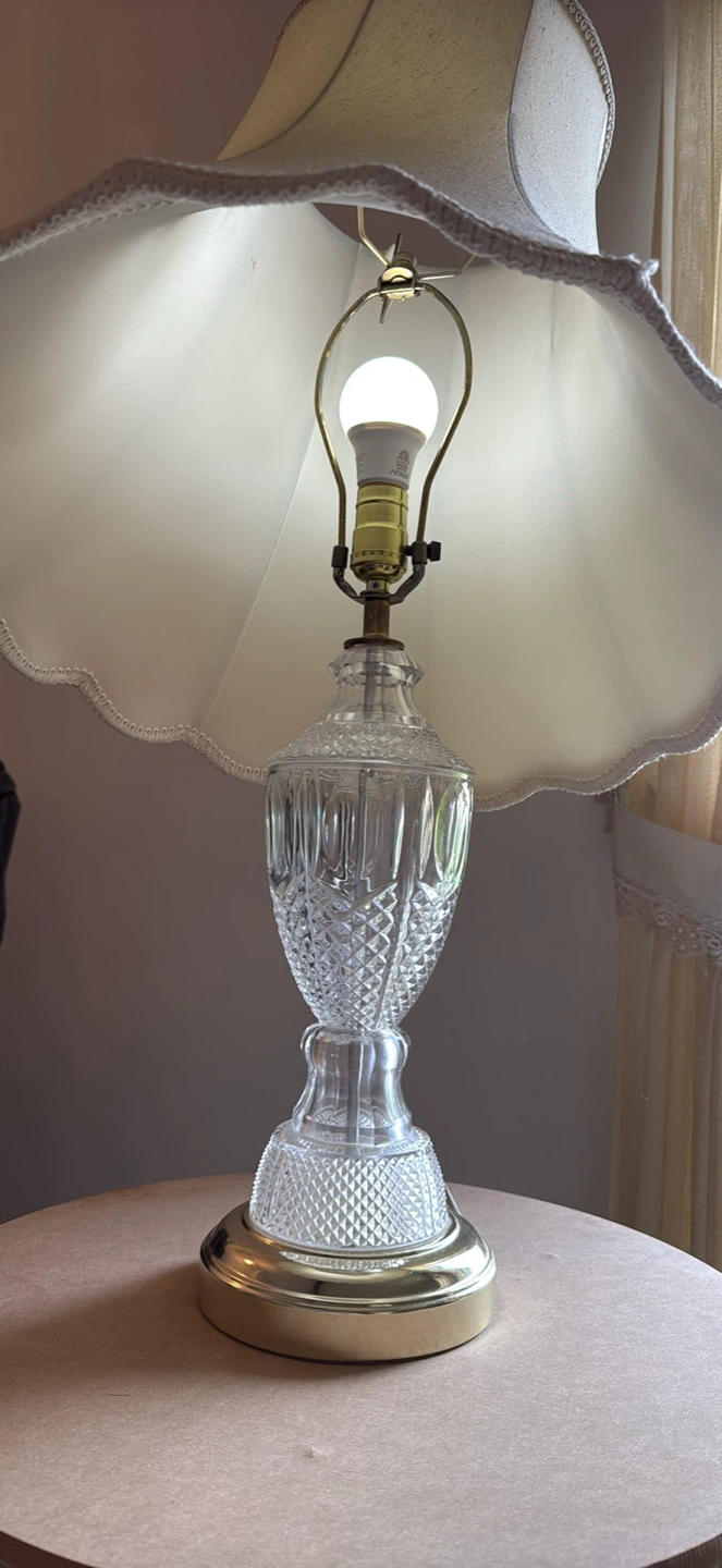 Glass and Brass Table Lamp with Cream Shade - photo 2