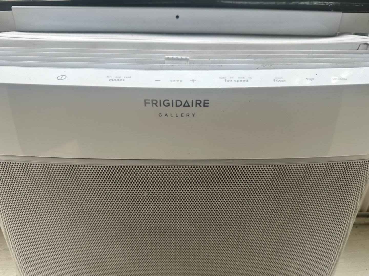 Frigidaire Gallery Window Air Conditioner - photo 2