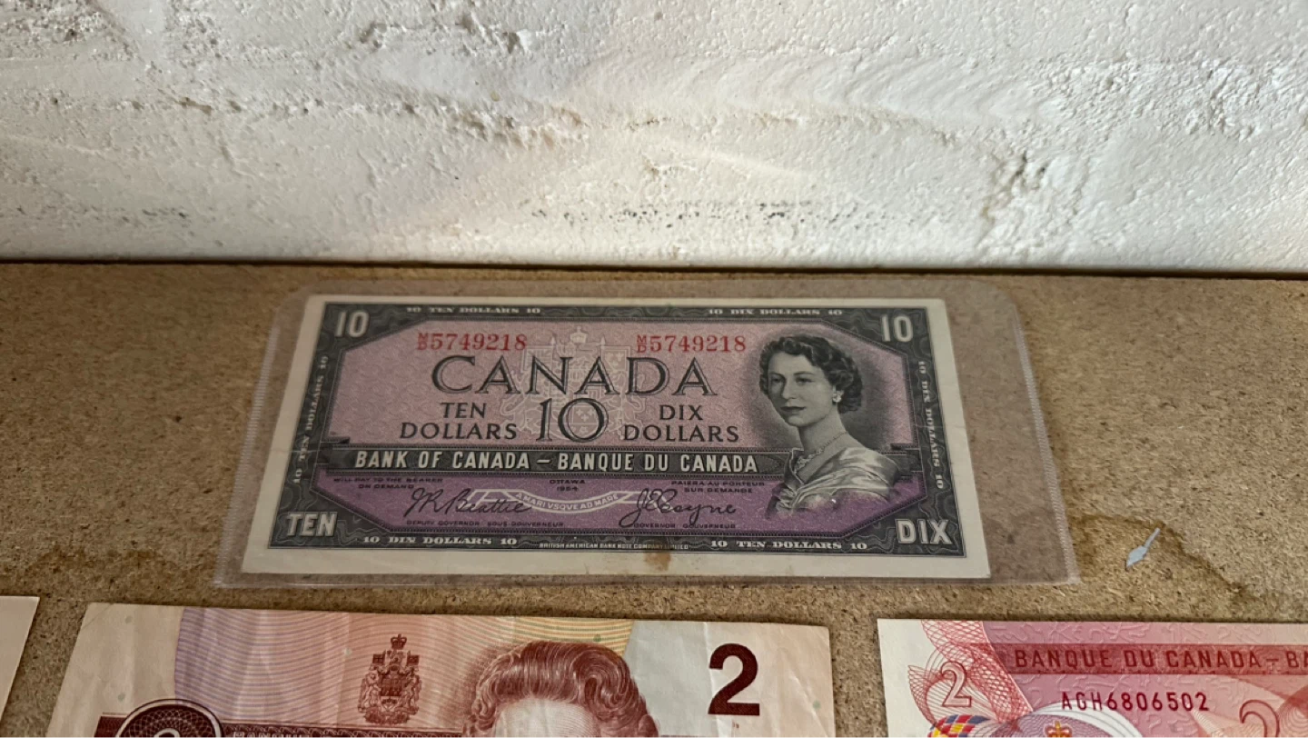 Assorted Old Canadian Currency - photo 2