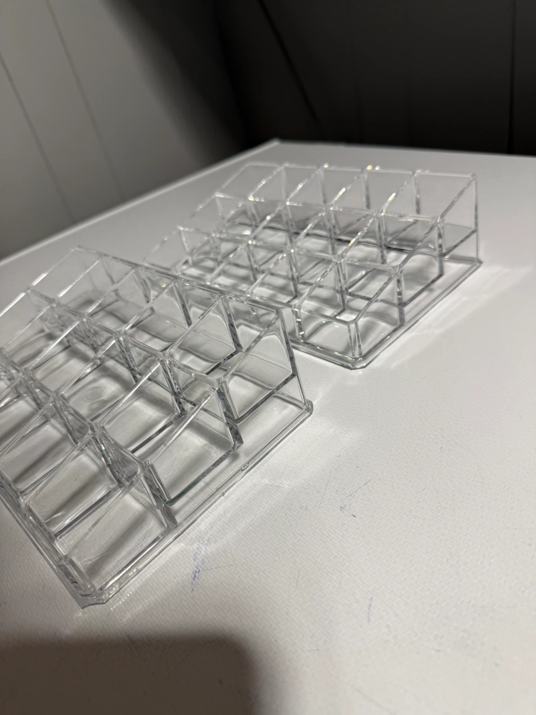 2 Clear Acrylic Makeup & Nail Polish Organizers - photo 3