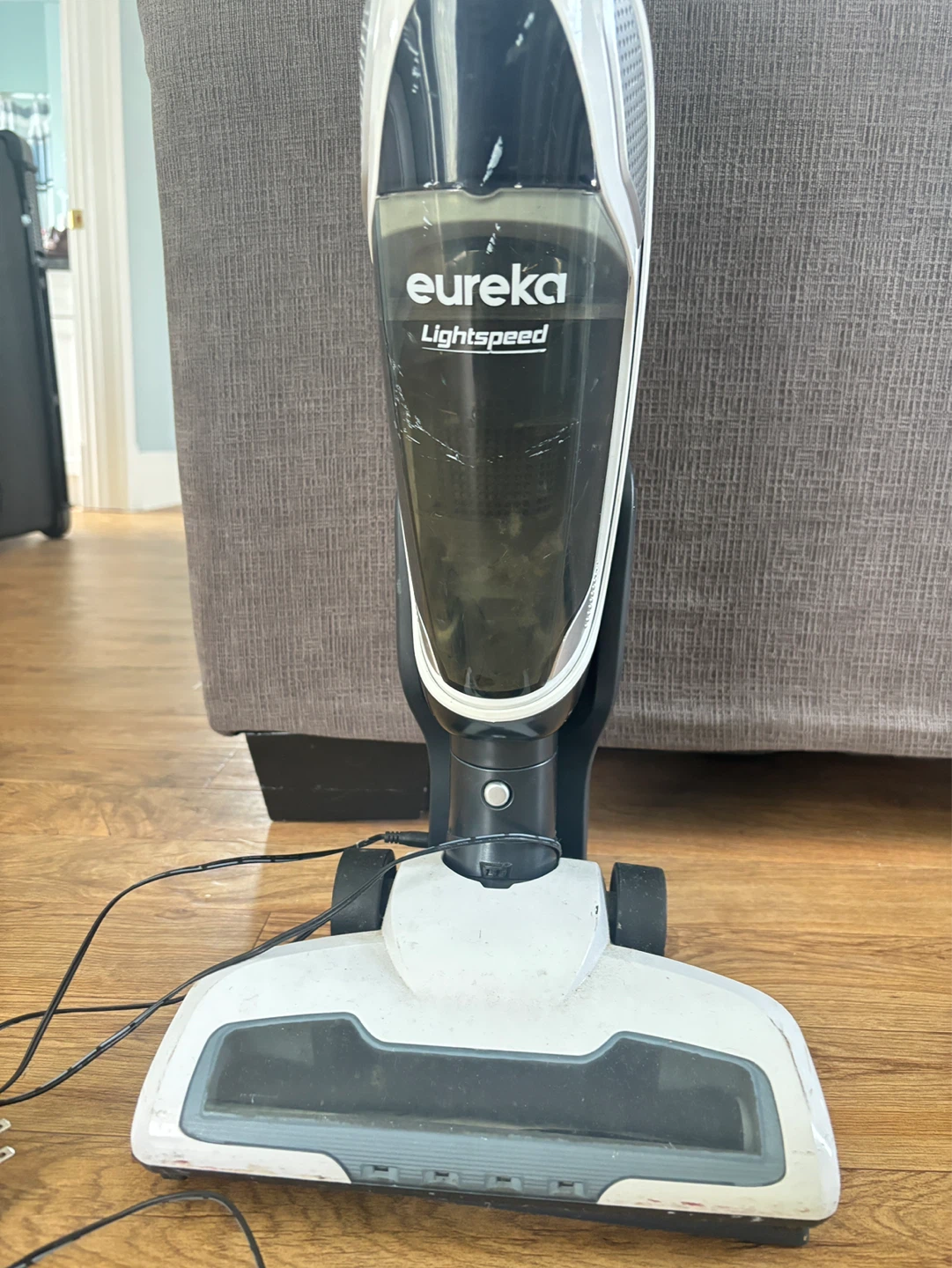 Eureka Lightspeed Cordless Vacuum - photo 3