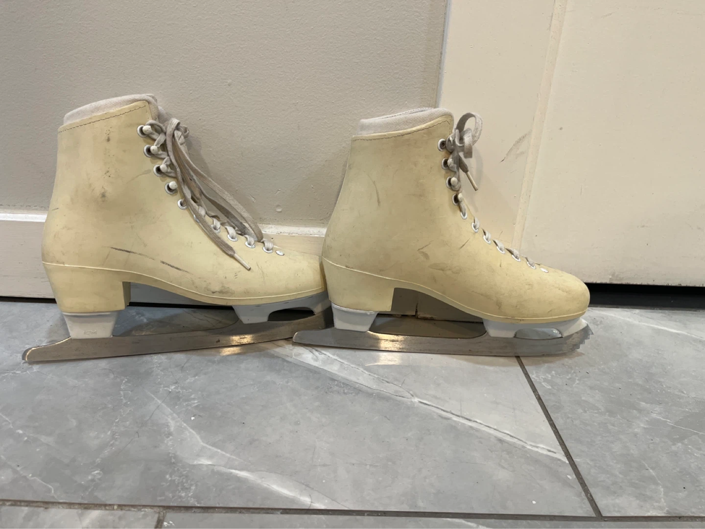 Cream Figure Skates - photo 2