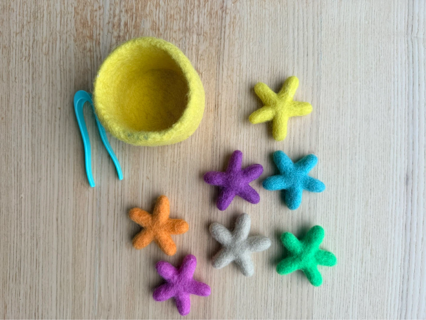 Lovevery Felt Stars and Cup Sorting Toy