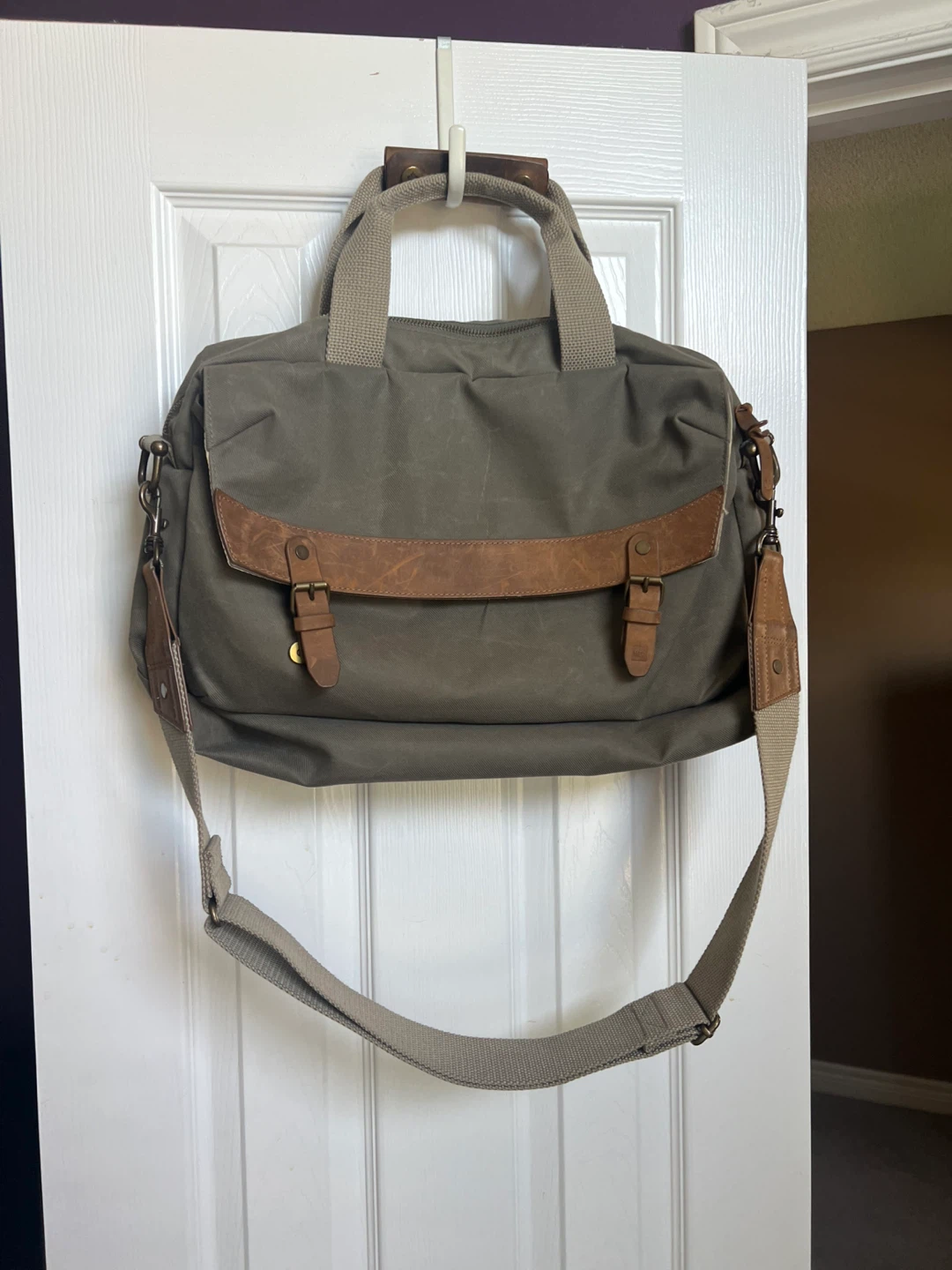 MEC Canvas & Leather Messenger Bag