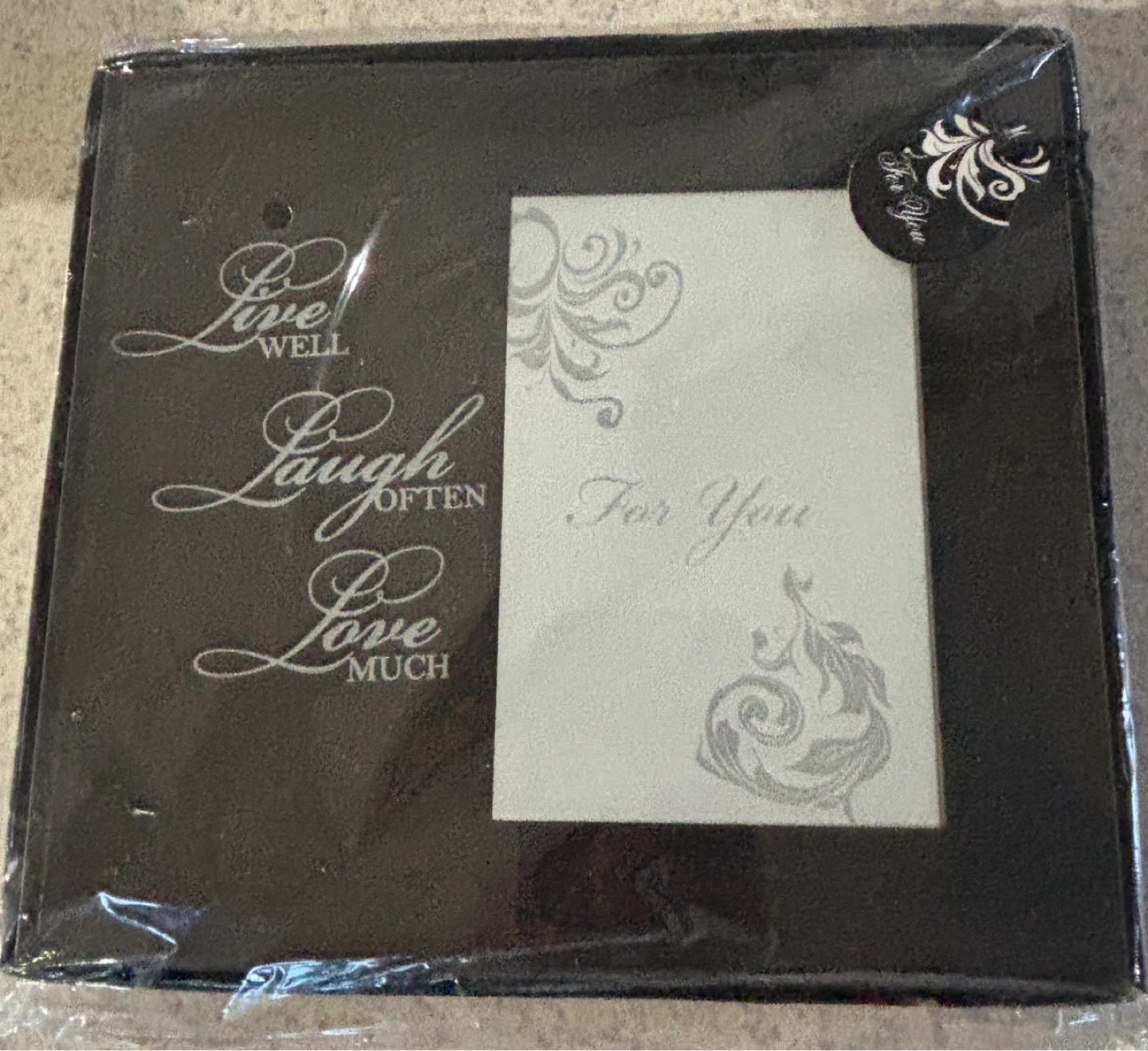 Decorative Photo Frame – New in Package - photo 3