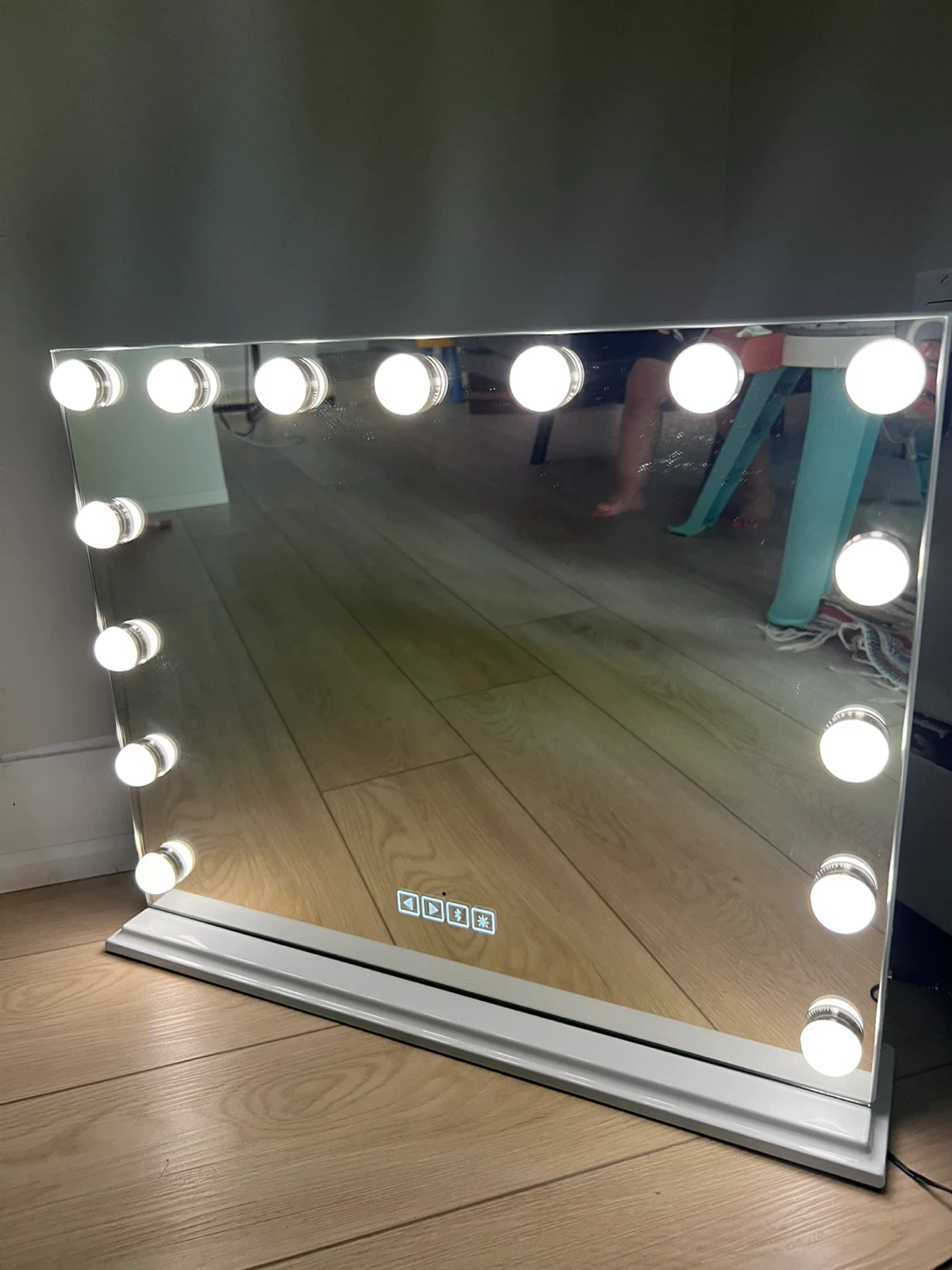 Hollywood Vanity Mirror with Lights