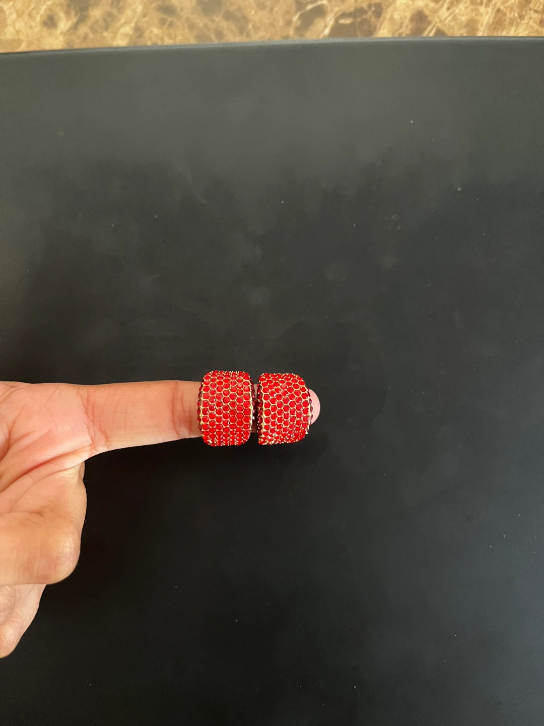 Red gemmed Hoop-like Earrings - photo 2