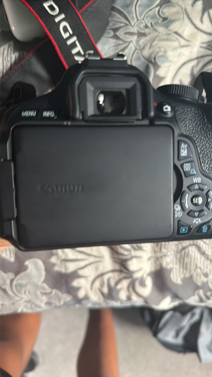 Canon EOS Rebel T7 DSLR Camera with 18-55mm Lens - photo 2