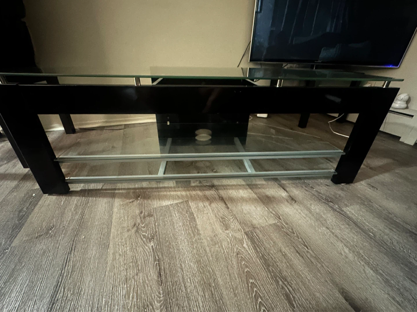Black Glass TV Stand / Entertainment Unit