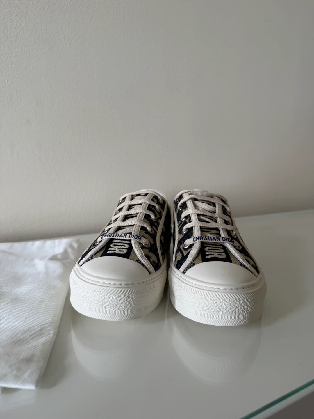 Women sneakers - photo 2