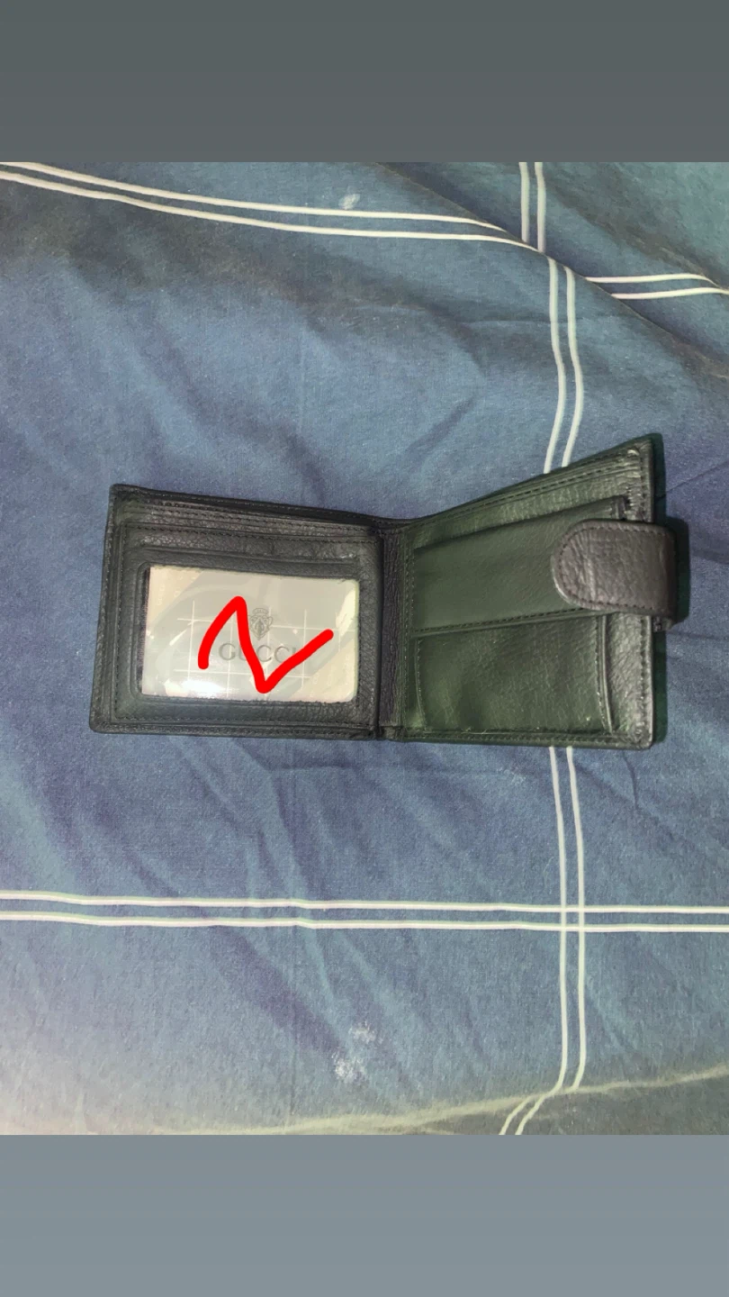 GUCCI Bi-Fold Wallet