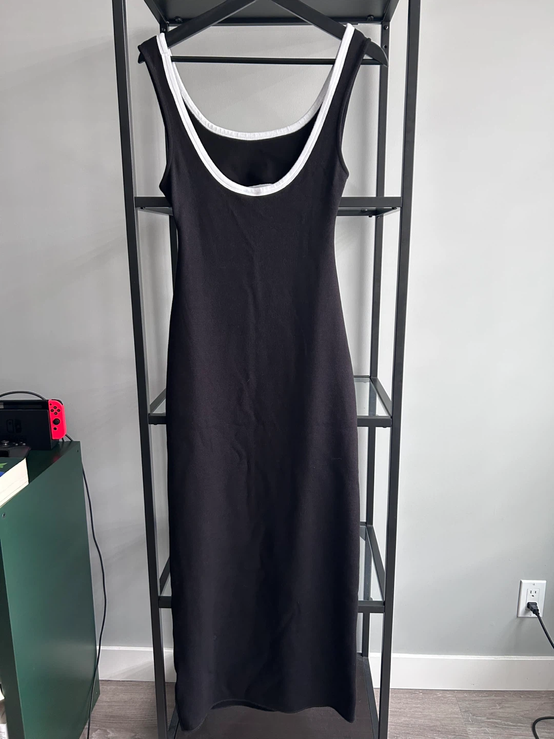 H&M Black Cut-Out Maxi Dress Size Small - photo 2