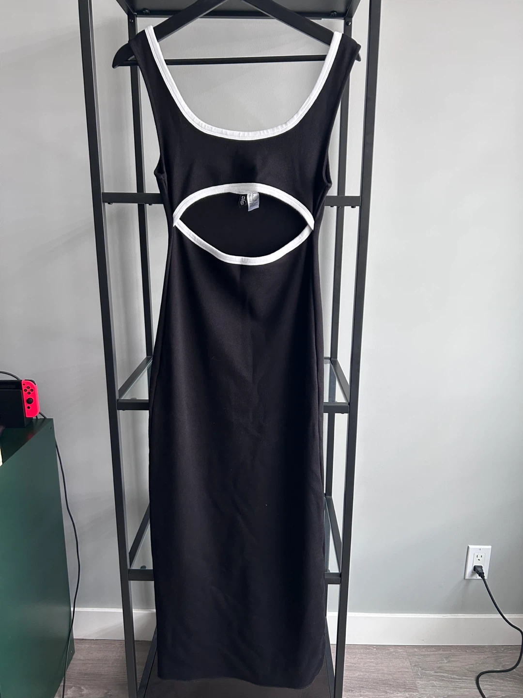 H&M Black Cut-Out Maxi Dress Size Small