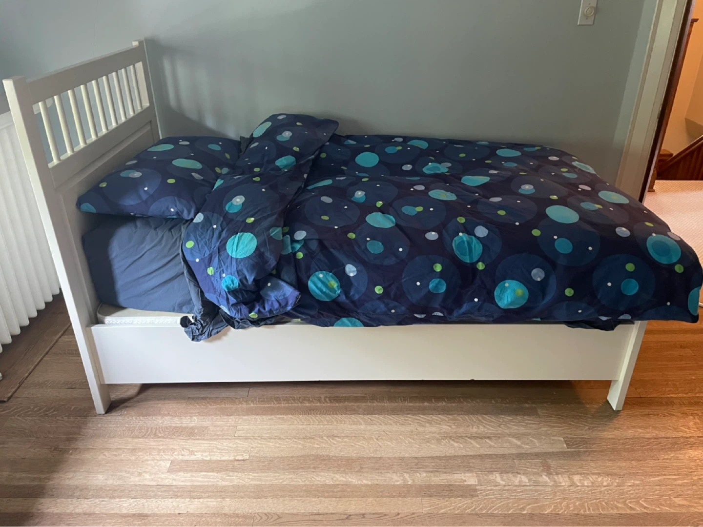 Twin bed frame and box spring
