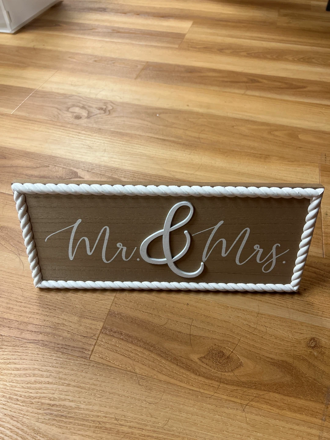 Mr. & Mrs. Tabletop Sign